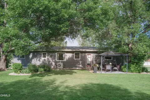 309 311 Main St, Buchanan, ND 58420 photo 4