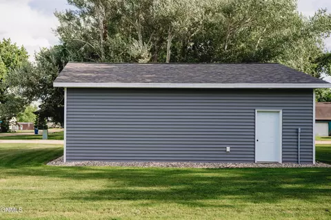 309 311 Main St, Buchanan, ND 58420 photo 10