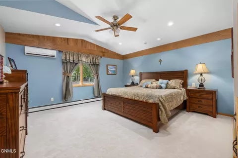 1321 University Ave, Williston, ND 58801 photo 45