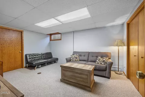 1321 University Ave, Williston, ND 58801 photo 28