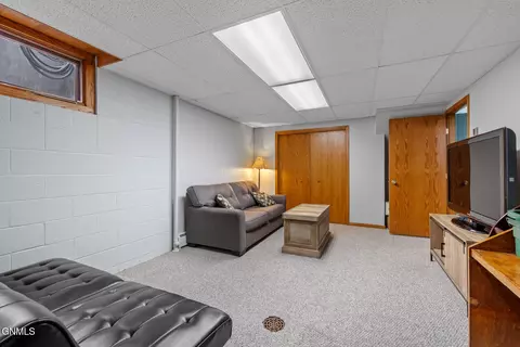 1321 University Ave, Williston, ND 58801 photo 29