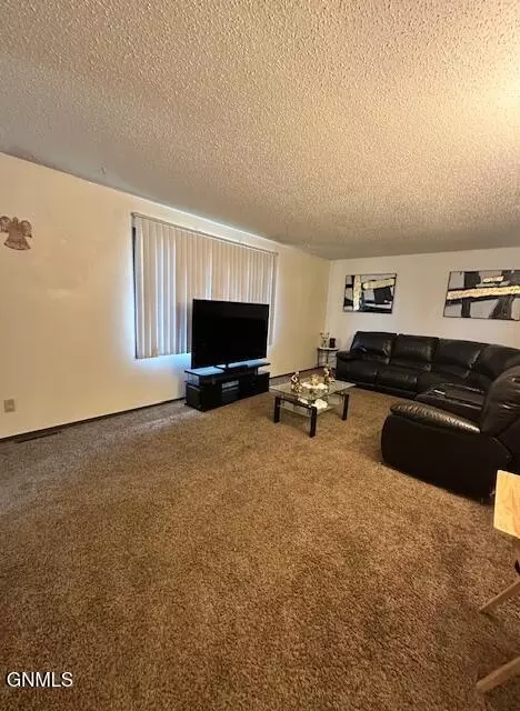 Living - 1725 N 17th St, Bismarck, ND 58501 photo 3 of 5