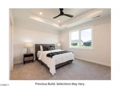 2931 Baltimore Dr, Bismarck, ND 58504 photo 10
