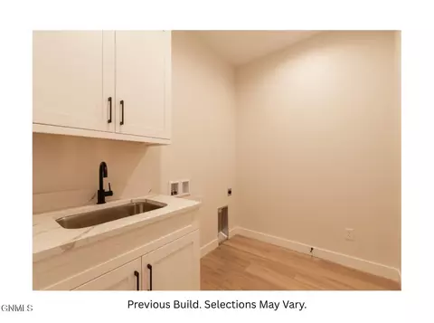 2931 Baltimore Dr, Bismarck, ND 58504 photo 16
