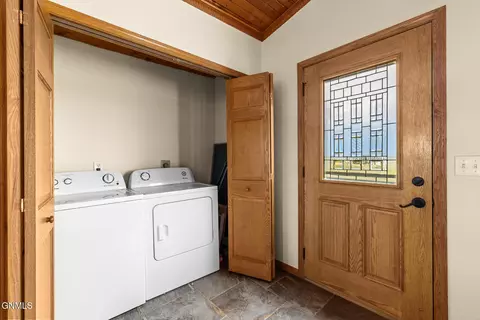 11266 Keys Cove Loop, Ray, ND 58849 photo 19