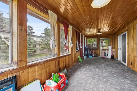 11266 Keys Cove Loop, Ray, ND 58849 photo 17