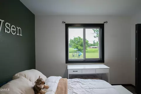 Bedroom - 5706 Olive Tree Dr, Bismarck, ND 58503 photo 7 of 9