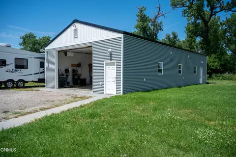 Other - 5706 Olive Tree Dr, Bismarck, ND 58503 photo 38 of 45
