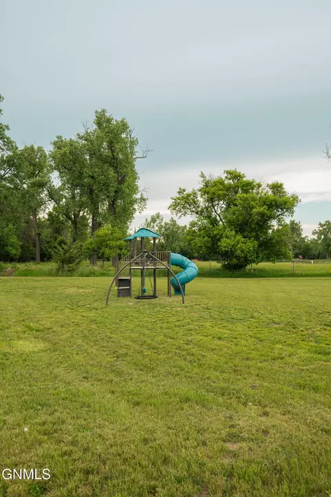 Other - 5706 Olive Tree Dr, Bismarck, ND 58503 photo 24 of 45