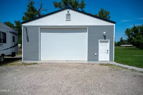 Other - 5706 Olive Tree Dr, Bismarck, ND 58503 photo 37 of 45