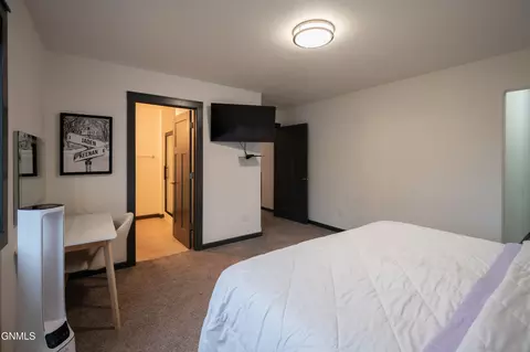 Bedroom - 5706 Olive Tree Dr, Bismarck, ND 58503 photo 3 of 9