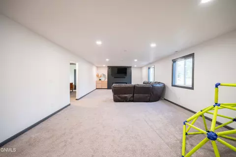 Living - 5706 Olive Tree Dr, Bismarck, ND 58503 photo 3 of 3