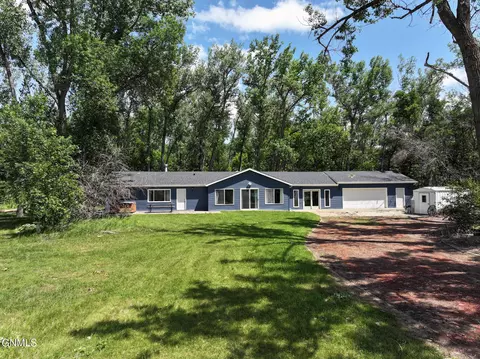 1156 22s Ave SW, Washburn, ND 58577