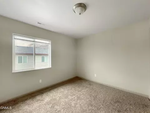 Bedroom - 5805 Victoria Ave, Williston, ND 58801 photo 3 of 6