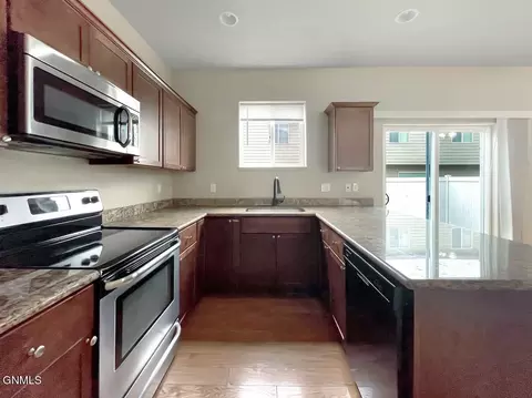Kitchen - 5805 Victoria Ave, Williston, ND 58801 photo 3 of 3