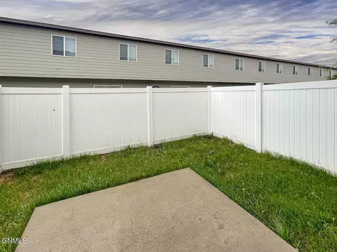 Exterior - 5805 Victoria Ave, Williston, ND 58801 photo 3 of 3