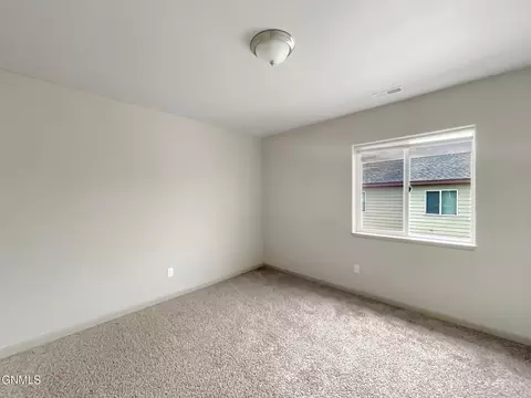 Bedroom - 5805 Victoria Ave, Williston, ND 58801 photo 5 of 6