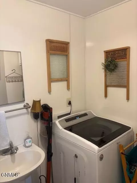 340 E Capitol Ave, Bismarck, ND 58501 photo 14