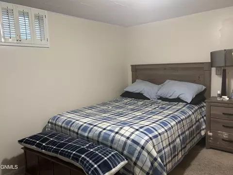 1401 University Ave, Williston, ND 58801 photo 14