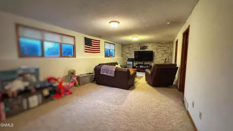 1309 16th St SE, Mandan, ND 58554 photo 12