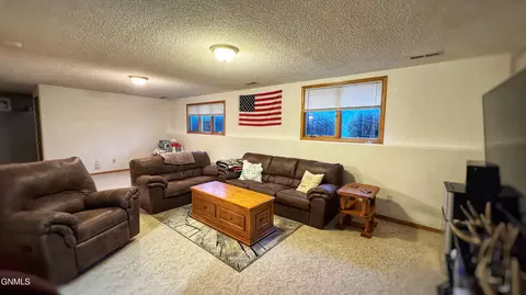 1309 16th St SE, Mandan, ND 58554 photo 15