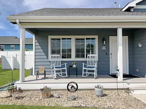2810 24th St W, Williston, ND 58801 photo 3