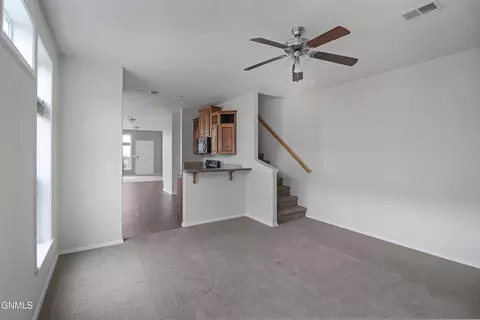 Living - 804 40th St E, Williston, ND 58801 photo 2 of 3