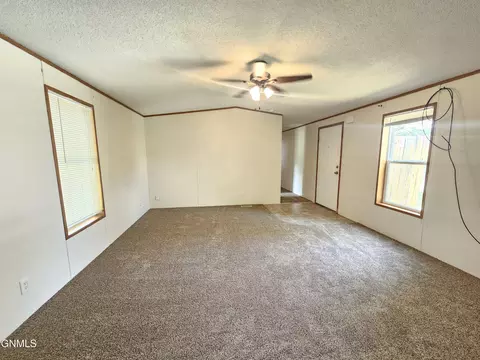 2008 6th Ave W, Williston, ND 58801 photo 6