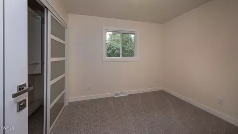 Bedroom - 1024 Crescent Ln, Bismarck, ND 58501 photo 7 of 9
