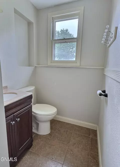 2115 Marian Dr, Bismarck, ND 58501 photo 28