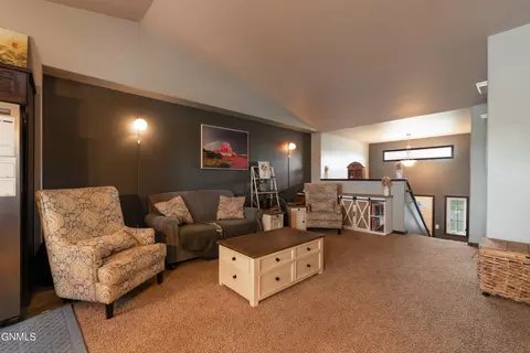 4704 Corvette St NW, Mandan, ND 58554 photo 6