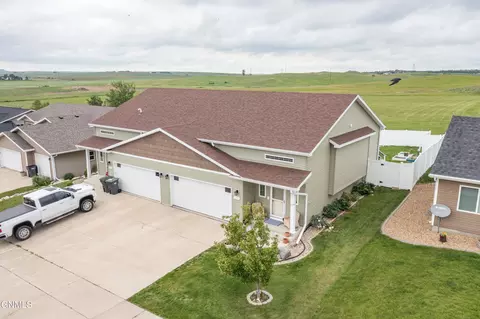 4704 Corvette St NW, Mandan, ND 58554 photo 40