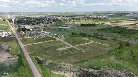 lot32 Blue Sky Cir S, Tioga, ND 58852