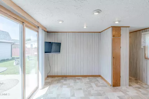 1417 8th Ave SE, Mandan, ND 58554 photo 13