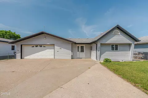 1417 8th Ave SE, Mandan, ND 58554 photo 43