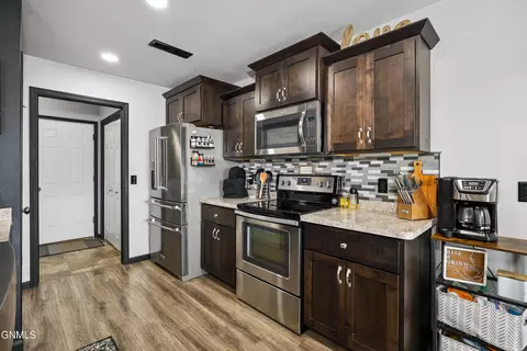 6930 Majestic Loop, Bismarck, ND 58504 photo 16