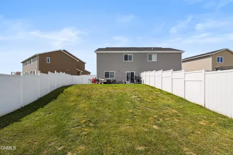 6930 Majestic Loop, Bismarck, ND 58504 photo 43
