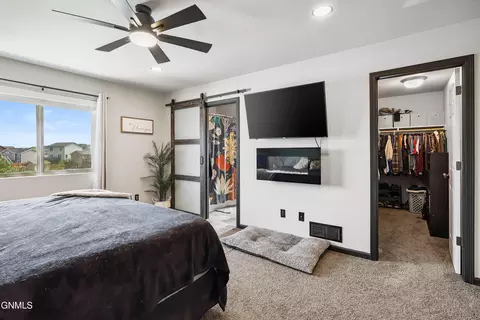 6930 Majestic Loop, Bismarck, ND 58504 photo 30