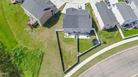 6930 Majestic Loop, Bismarck, ND 58504 photo 46