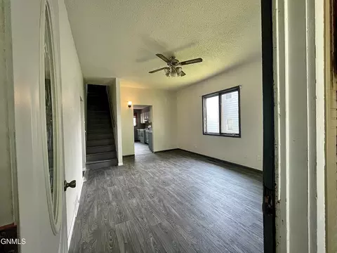 Living - 913 Cedar Ave, Harvey, ND 58341 photo 1 of 2