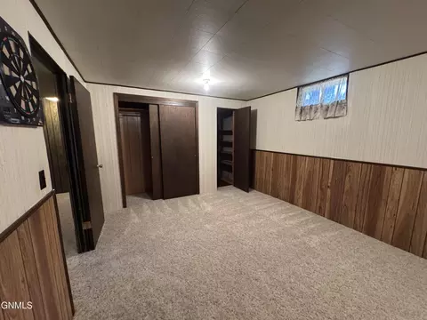 Other - 464 9th St E, Dickinson, ND 58601 photo 3 of 14