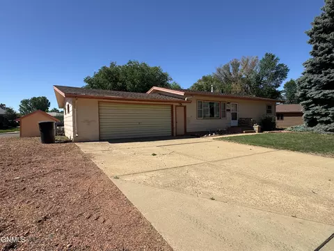 Other - 464 9th St E, Dickinson, ND 58601 photo 1 of 14