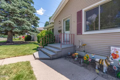 Exterior - 209 Owens Ave E, Bismarck, ND 58501 photo 14 of 14