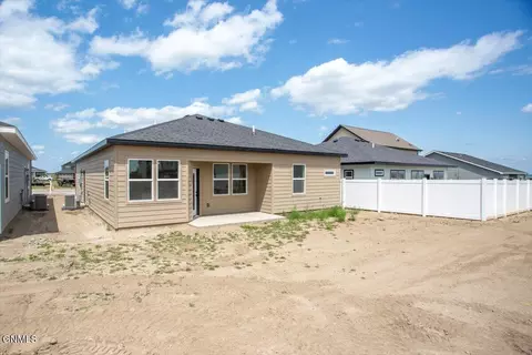 Exterior - 3313 34th St W, Williston, ND 58801 photo 6 of 6