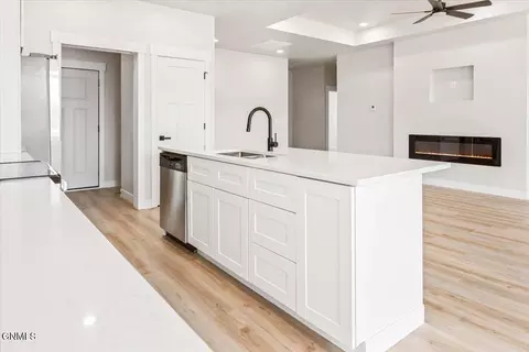 Kitchen - 3313 34th St W, Williston, ND 58801 photo 4 of 5