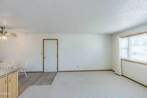 Living - 41 Custer Dr, Lincoln, ND 58504 photo 2 of 3
