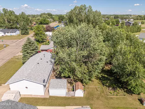 View/Area - 41 Custer Dr, Lincoln, ND 58504 photo 11 of 12