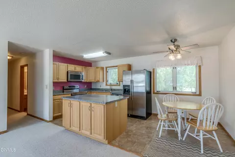 Kitchen - 41 Custer Dr, Lincoln, ND 58504 photo 2 of 8