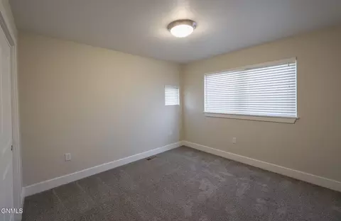 Bedroom - 2727 28th St W, Williston, ND 58801 photo 4 of 4