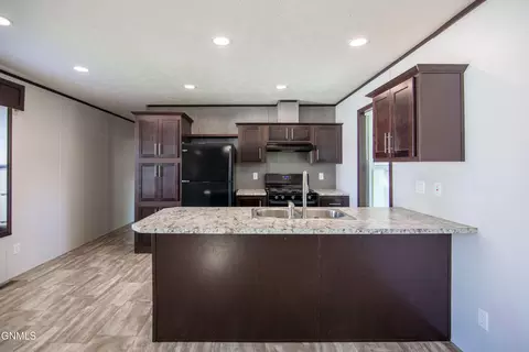 116 Buffalo St, Mandan, ND 58554 photo 5